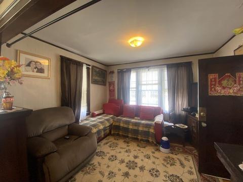 175 Perry Ave, Worcester, MA 01604 photo 9
