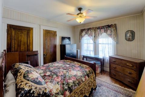 81 Forest St, Worcester, MA 01609 photo 36