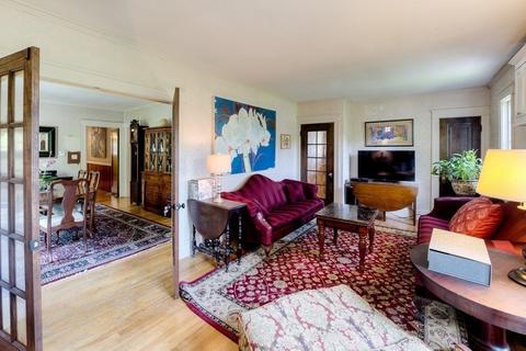 81 Forest St, Worcester, MA 01609 photo 37