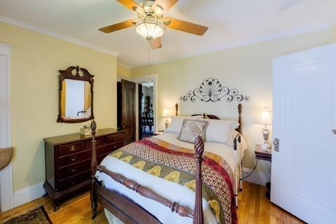 81 Forest St, Worcester, MA 01609 photo 33