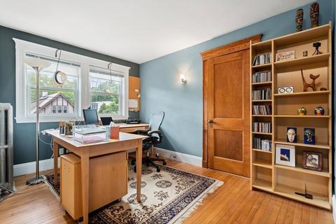 112 Sumner Rd, Brookline, MA 02445 photo 25