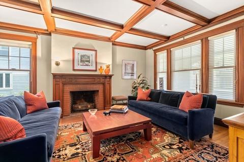 112 Sumner Rd, Brookline, MA 02445 photo 4