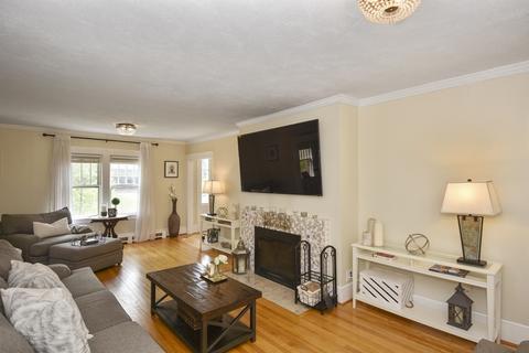 24 Copley Rd, Worcester, MA 01602 photo 2