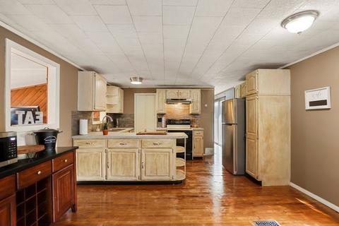 8 Wyman St, Webster, MA 01570 photo 17