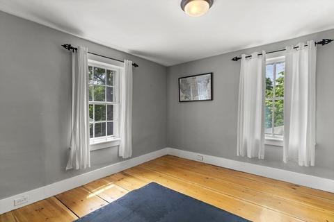 68 W Main St, Georgetown, MA 01833 photo 32