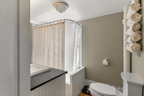68 W Main St, Georgetown, MA 01833 photo 24
