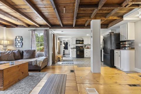 68 W Main St, Georgetown, MA 01833 photo 14