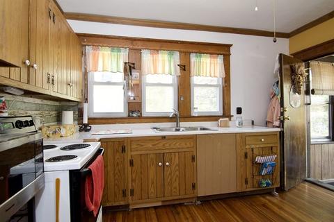 72 Silver St, Springfield, MA 01107 photo 16