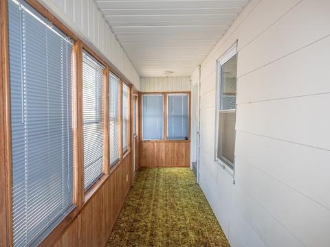 39 Montmorenci St, Springfield, MA 01107 photo 3
