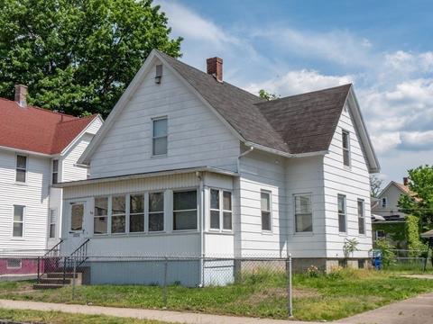 39 Montmorenci St, Springfield, MA 01107 photo 22