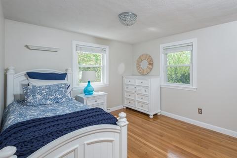 10 Eager Rd, Milton, MA 02186 photo 24