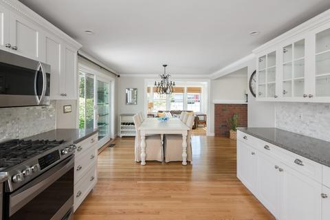 10 Eager Rd, Milton, MA 02186 photo 15