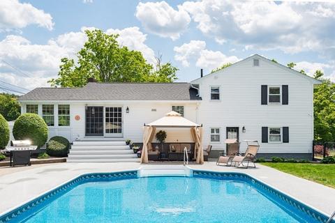 10 Eager Rd, Milton, MA 02186 photo 32