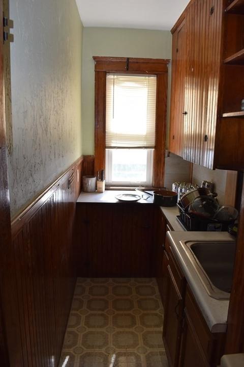 19 Alpine St, Worcester, MA 01610 photo 5