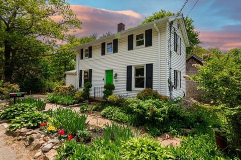 110 Standley St, Beverly, MA 01915 photo 3