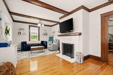 7 Moore Ave, Worcester, MA 01602 photo 3