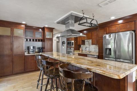 32 Hull St, Beverly, MA 01915 photo 5