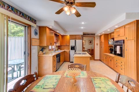 51 Hurtle Ave, Worcester, MA 01604 photo 22