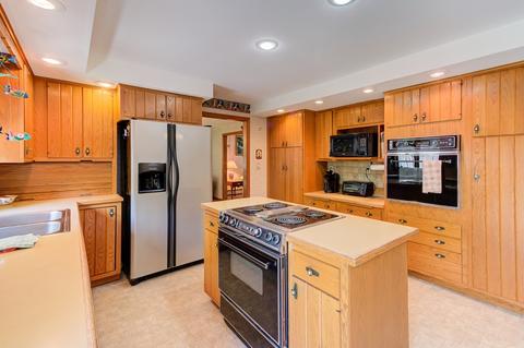 51 Hurtle Ave, Worcester, MA 01604 photo 21