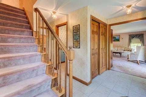 51 Hurtle Ave, Worcester, MA 01604 photo 9