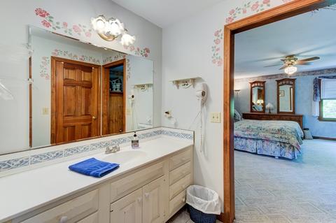 51 Hurtle Ave, Worcester, MA 01604 photo 39