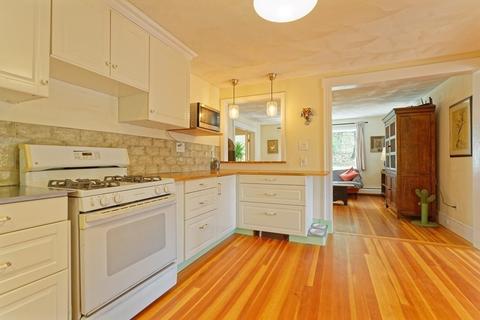 260 Maple St, Middleton, MA 01949 photo 3