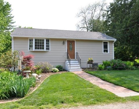 2 Silver Hill Rd, Maynard, MA 01754 photo 1