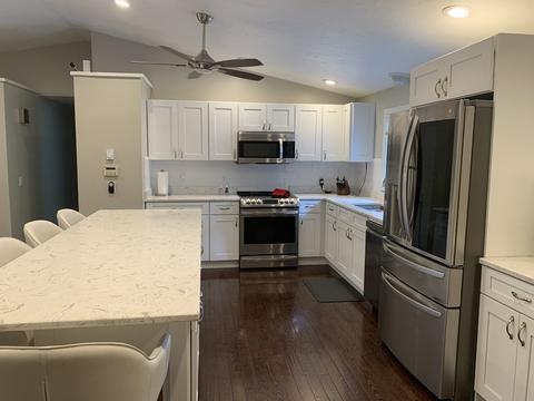 4 Crestlan Dr, Worcester, MA 01604 photo 3