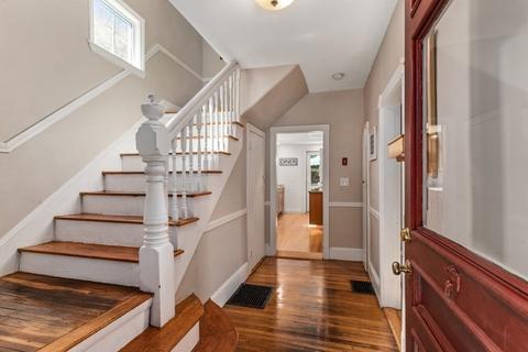 1 Ferdinand St, Stoneham, MA 02180 photo 4