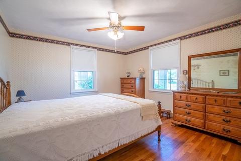 29 Pinebrook Dr, Springfield, MA 01129 photo 14