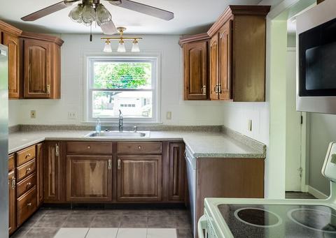 45 Ashmore Rd, Worcester, MA 01602 photo 5