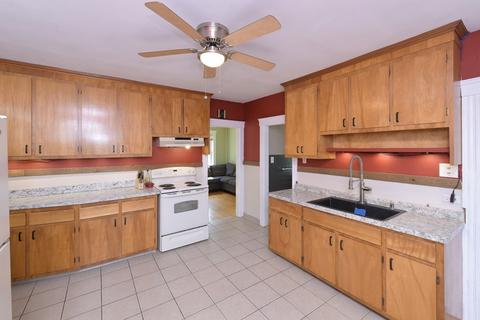 8 Wilkinson St, Worcester, MA 01606 photo 20