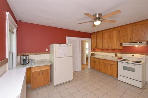 8 Wilkinson St, Worcester, MA 01606 photo 21