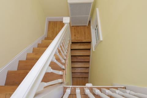 8 Wilkinson St, Worcester, MA 01606 photo 35