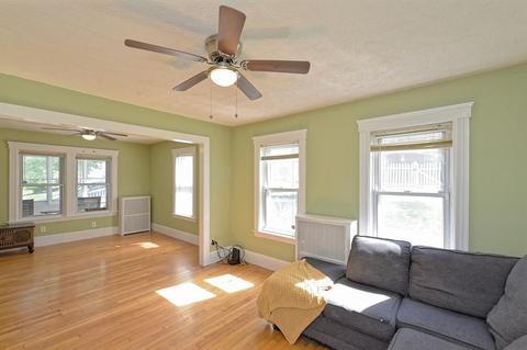 8 Wilkinson St, Worcester, MA 01606 photo 12