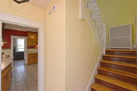8 Wilkinson St, Worcester, MA 01606 photo 18