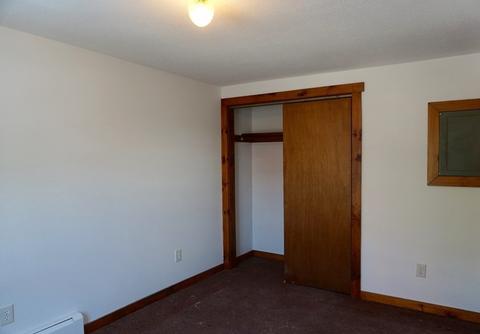12 Pulaski St, Ware, MA 01082 photo 5