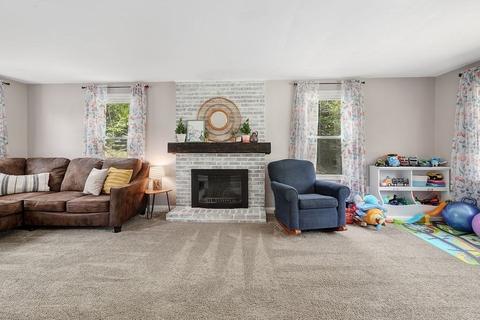 33 Douglas Rd, Dracut, MA 01826 photo 14