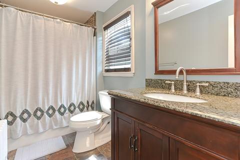 75 Deerfield St, Worcester, MA 01602 photo 16