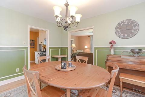 75 Deerfield St, Worcester, MA 01602 photo 9