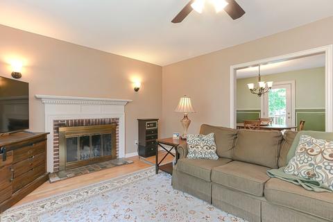 75 Deerfield St, Worcester, MA 01602 photo 12