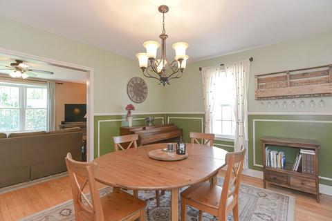 75 Deerfield St, Worcester, MA 01602 photo 8