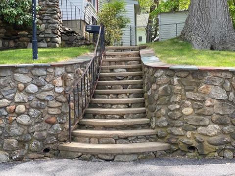 46 Barthel Ave, Gardner, MA 01440 photo 2