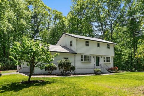 6 Eliot Cir, Acton, MA 01720 photo 1
