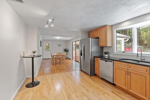 6 Eliot Cir, Acton, MA 01720 photo 12