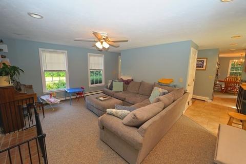 31 Surf Dr, Mashpee, MA 02649 photo 9