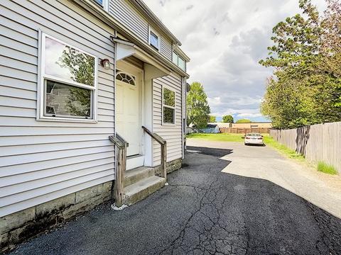 48 Hamilton St, Chicopee, MA 01020 photo 12