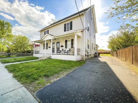 48 Hamilton St, Chicopee, MA 01020 photo 2
