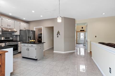 47 Foundry Rd, Sharon, MA 02067 photo 14
