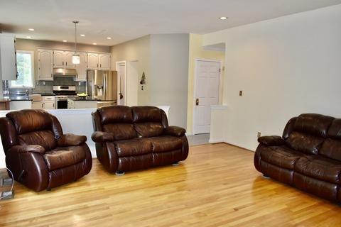 47 Foundry Rd, Sharon, MA 02067 photo 17
